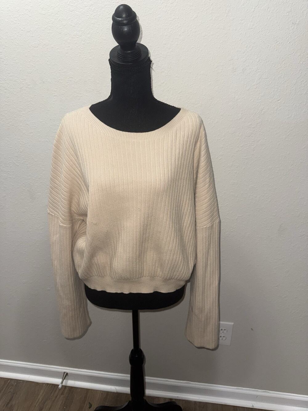 Lumiere Ribbed Knit Sweater Womens Large Beige Scoop Neck Drop Shoulder Pullover